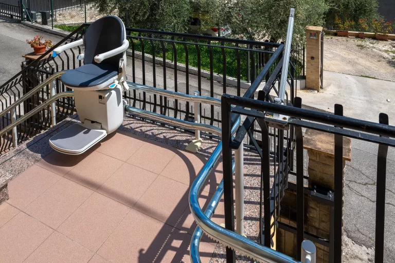 Montascale Pedane Poltroncine per Disabili a Civita Castellana
