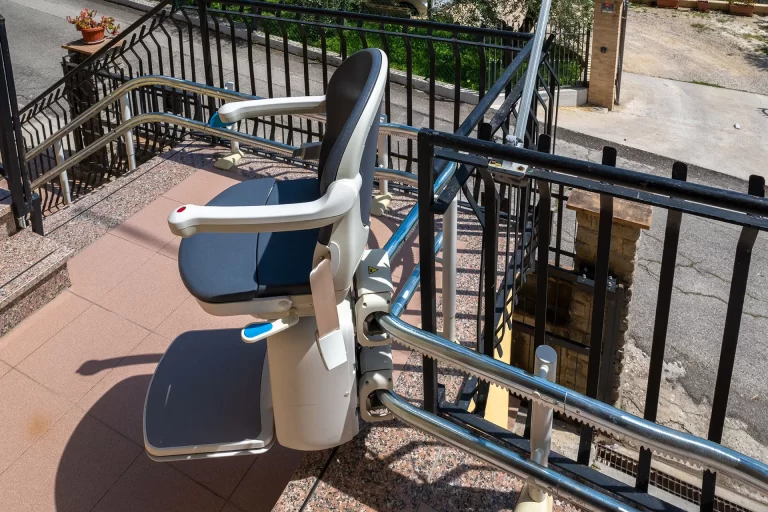 Montascale Pedane Poltroncine per Disabili a Civita Castellana