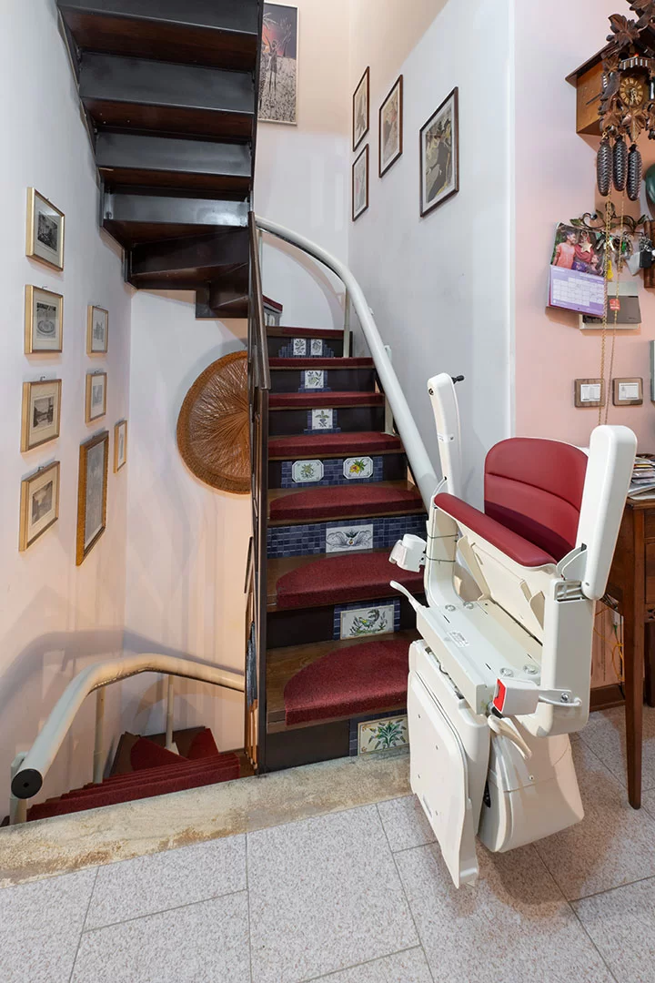 Montascale Pedane Poltroncine per Disabili a Viterbo
